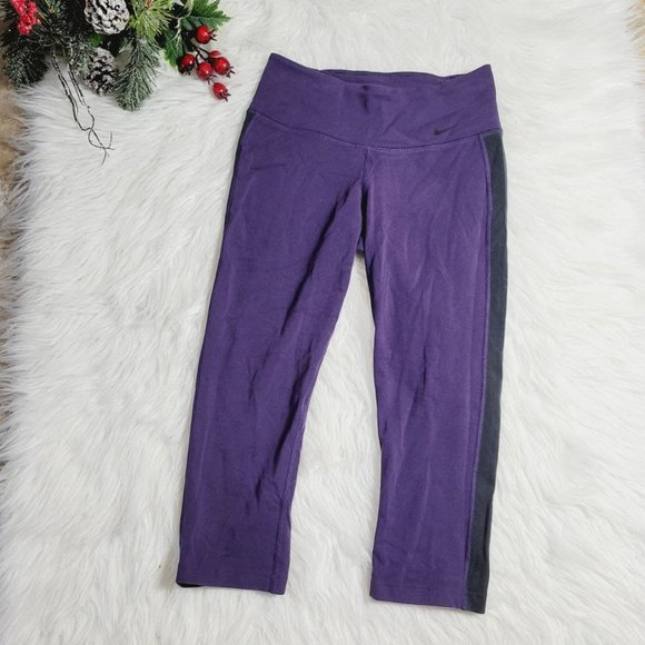Nike Pants - Nike Womens Purple Capri Crop Leggings